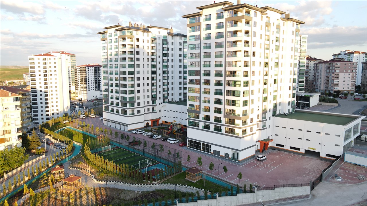 Üçgen Meydan Yaşam Konutları